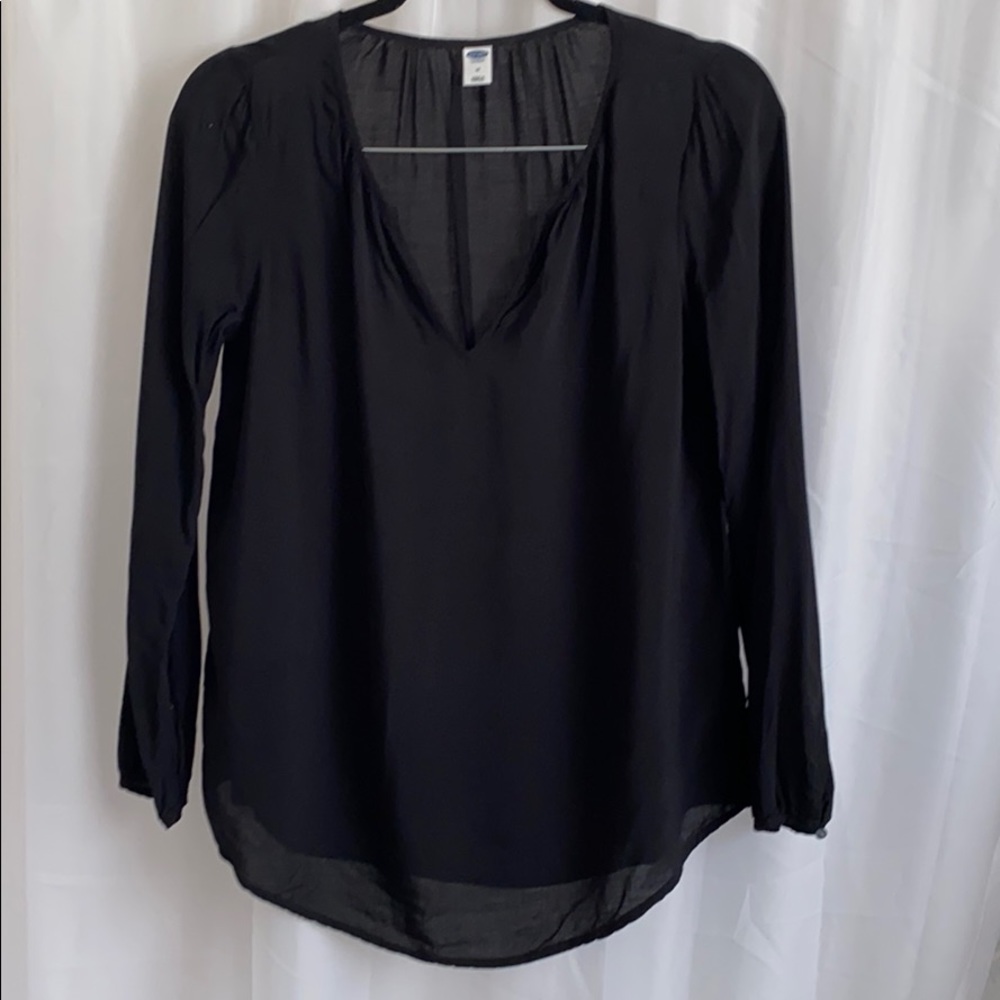 ON long sleeve v-neck blouse